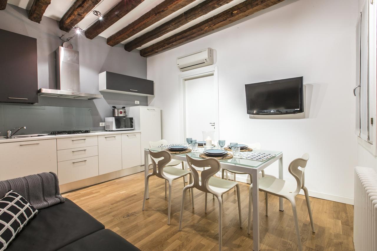 Arsenale Design Apartment R&R Veneţia Exterior foto